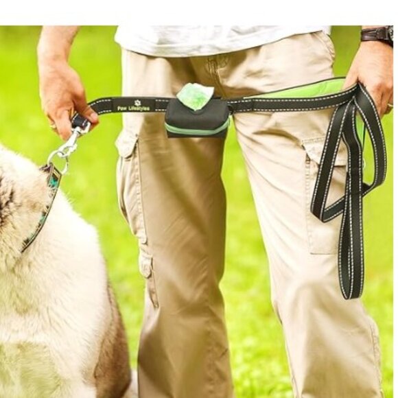 Dog Waste Bag Leash Dispenser & Refill Roll - Picture 5 of 5